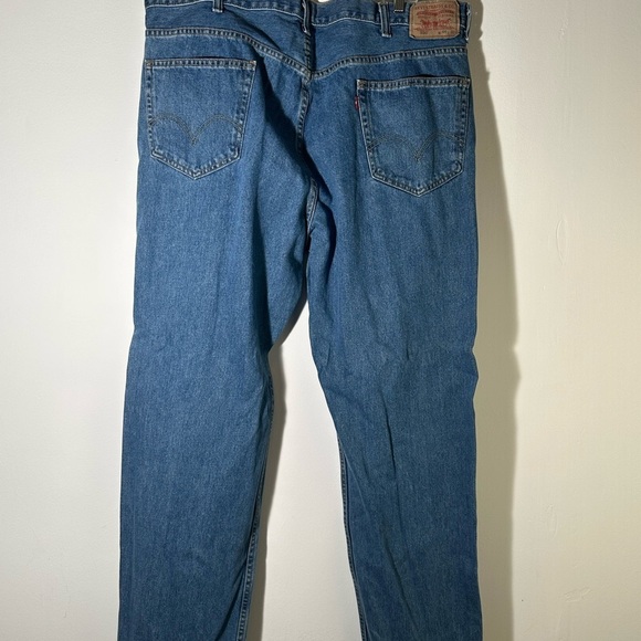 Levi's Relaxed  550 Relaxed Fit Medium Blue Jeans - Picture 5 of 6